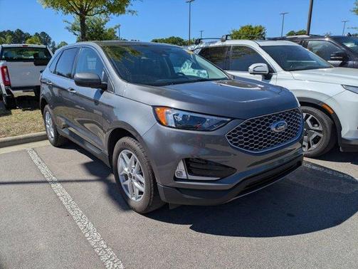 Gray Metallic 2024 Ford Edge SEL