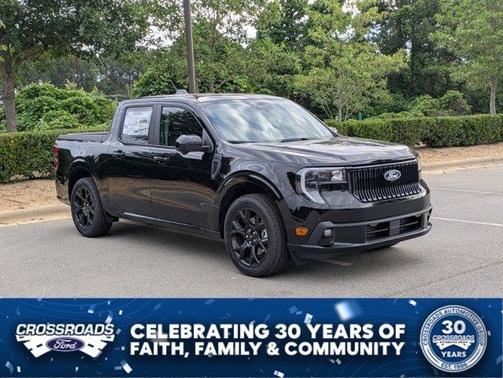 Shadow Black 2026 Ford Maverick Lobo High