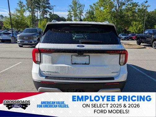 Star White 2026 Ford Explorer Platinum