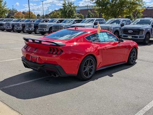 2024 Ford Mustang DARK HORSE