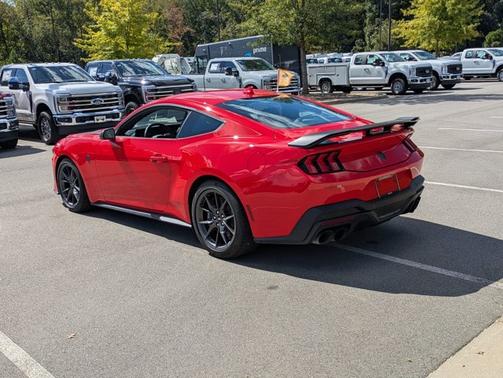 2024 Ford Mustang DARK HORSE