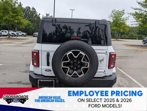 Oxford White 2026 Ford Bronco Outer Banks