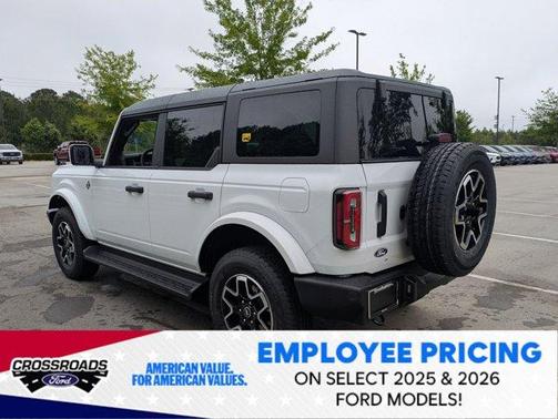 Oxford White 2026 Ford Bronco Outer Banks