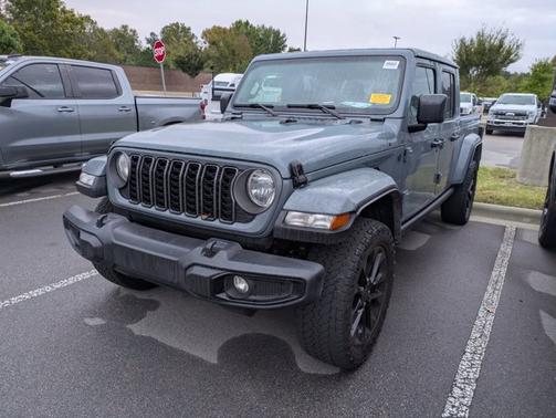 2024 Jeep Gladiator SPORT
