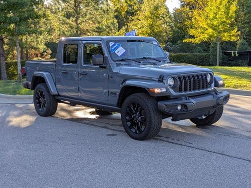 2024 Jeep Gladiator SPORT