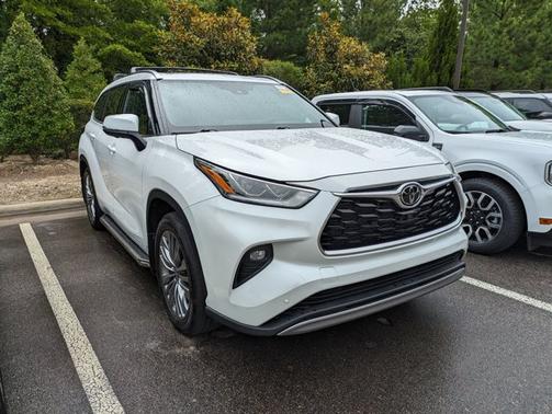 2024 Toyota Highlander PLATINUM