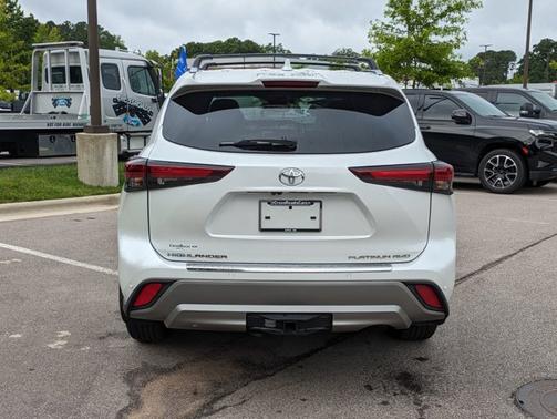 2024 Toyota Highlander PLATINUM