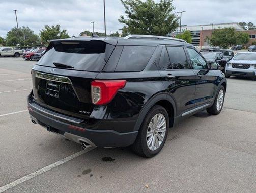 Black Metallic 2023 Ford Explorer Limited