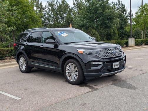 Black Metallic 2023 Ford Explorer Limited