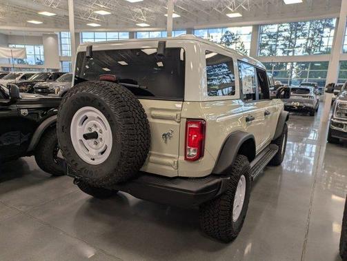 Desert Sand 2026 Ford Bronco Heritage Edition