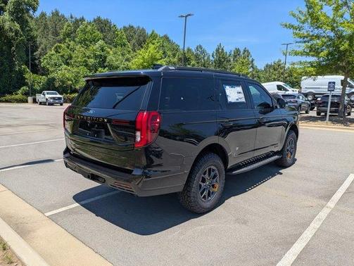 Agate Black Metallic 2026 Ford Expedition Tremor
