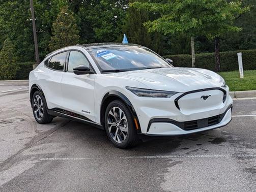 2022 Ford Mustang Mach-E PREMIUM
