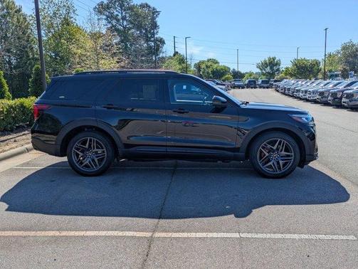 Black Metallic 2025 Ford Explorer ST