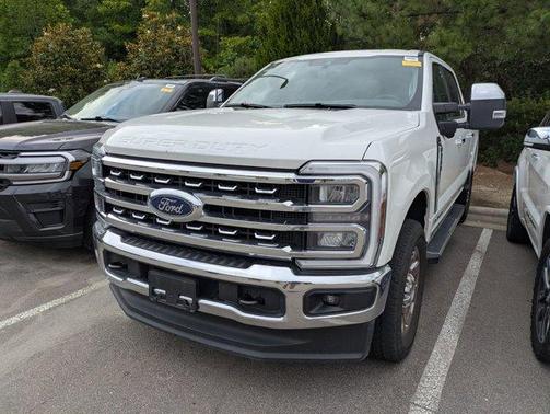 White Metallic 2025 Ford F-250 Lariat