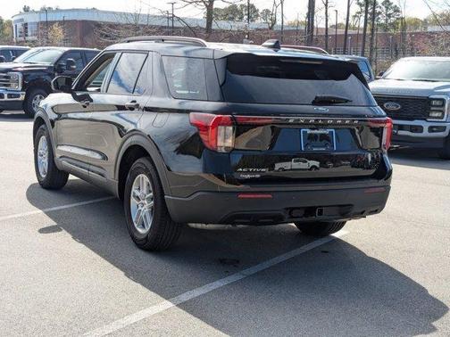 Agate Black Metallic 2026 Ford Explorer Active