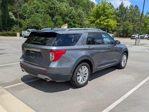 Gray Metallic 2023 Ford Explorer Limited