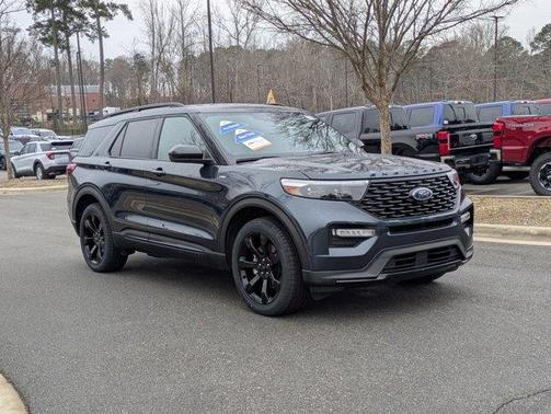 2023 Ford Explorer ST-Line