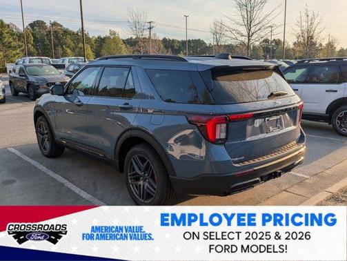 Vapor Blue Metallic 2026 Ford Explorer ST-Line
