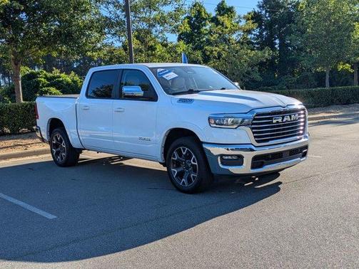 Bright White Clearcoat 2025 RAM 1500 Laramie