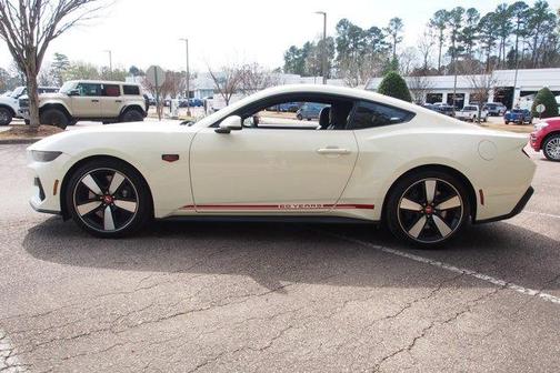 WIMBLEDON WHITE 2025 Ford Mustang GT PREMIUM