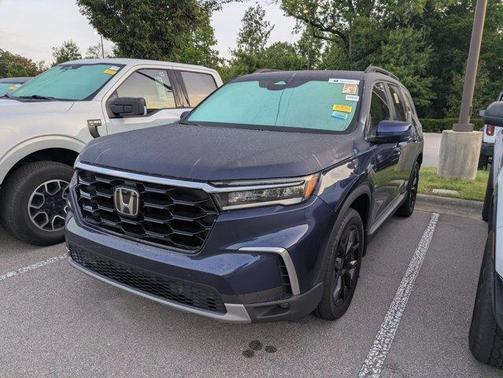 Obsidian Blue Pearl 2025 Honda Pilot Touring