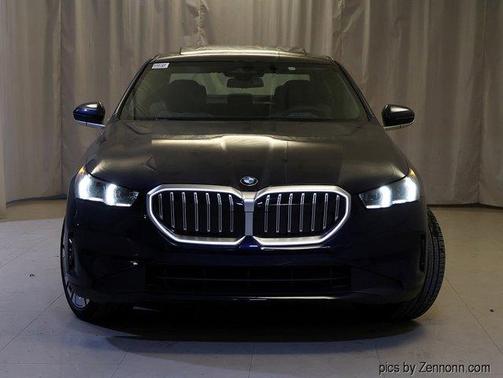 2026 BMW 530 i xDrive
