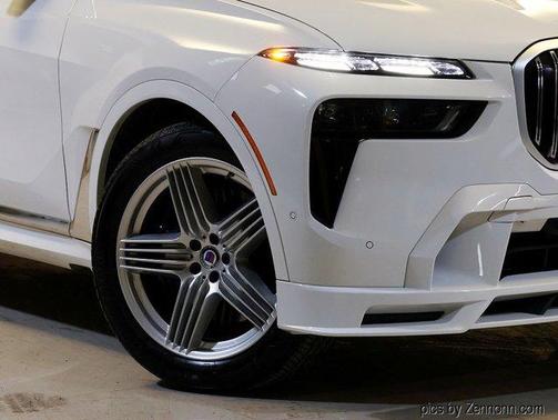 2024 BMW ALPINA XB7 Base