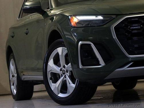2022 Audi Q5 45 S line Premium Plus