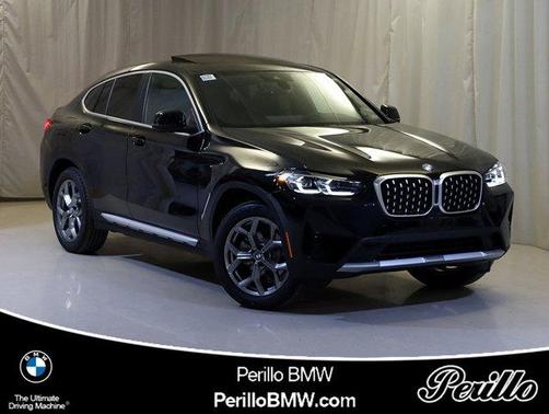 2025 BMW X4 xDrive30i