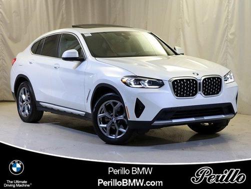 2025 BMW X4 xDrive30i