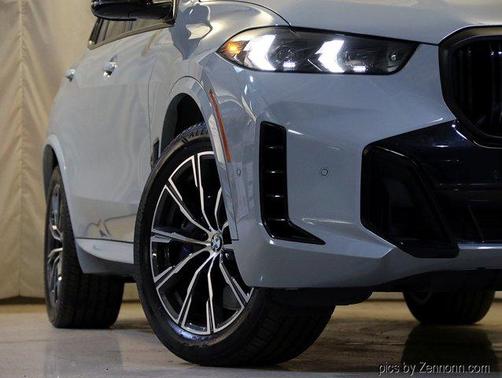 2024 BMW X5 M60i
