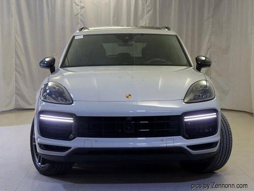 2022 Porsche Cayenne Turbo