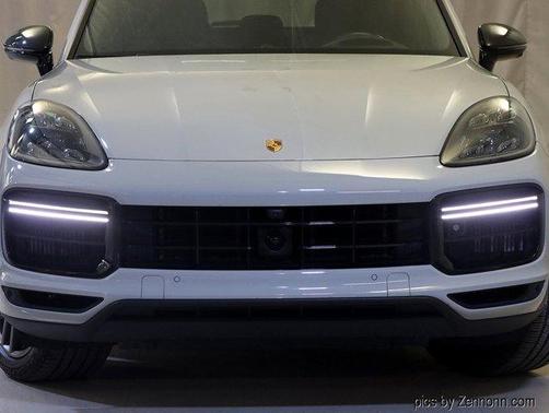 2022 Porsche Cayenne Turbo
