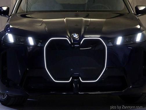 2026 BMW iX xDrive60