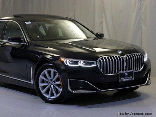 2022 BMW 740 i xDrive