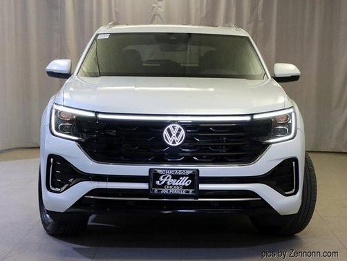 2024 Volkswagen Atlas Cross Sport 2.0T SEL R-Line