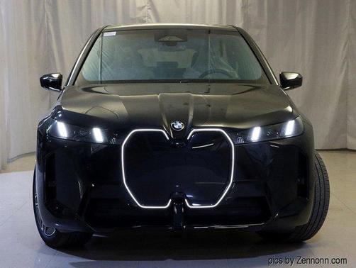 2026 BMW iX xDrive45