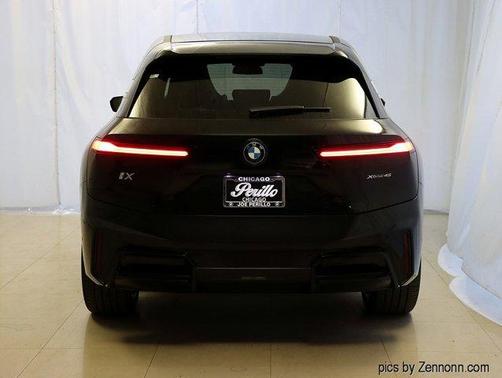 2026 BMW iX xDrive45