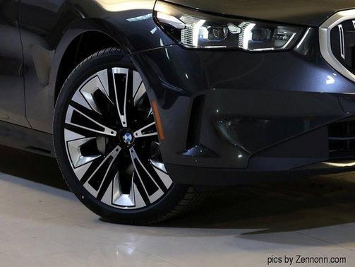 2026 BMW 530 i xDrive