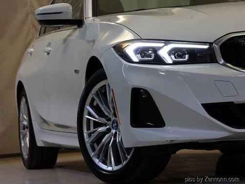 2023 BMW 330e xDrive