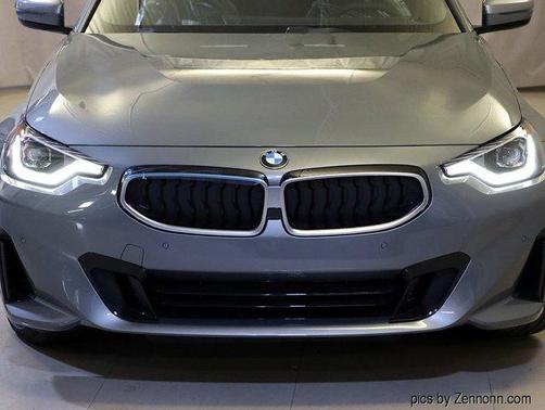 2025 BMW 230 i xDrive