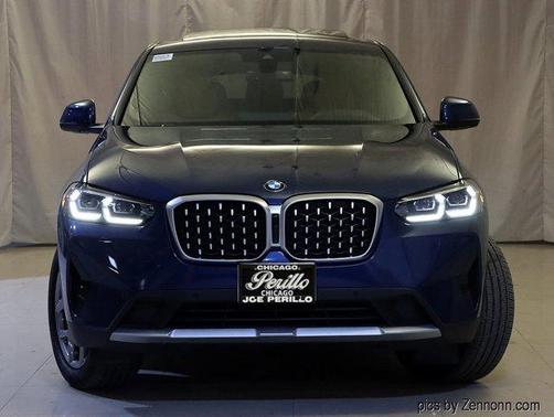 2025 BMW X4 xDrive30i