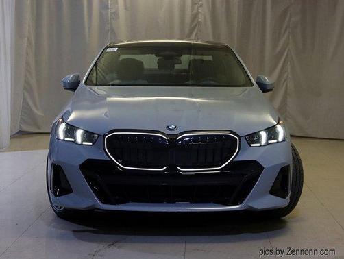 2026 BMW 550e xDrive