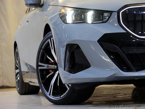 2026 BMW 550e xDrive