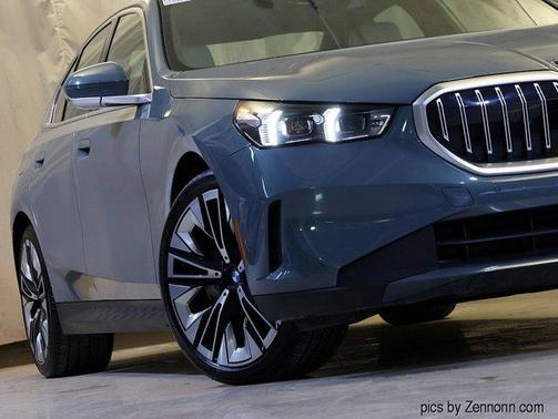 2025 BMW 540 i xDrive