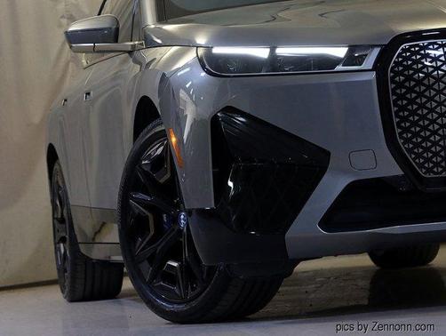 2023 BMW iX M60