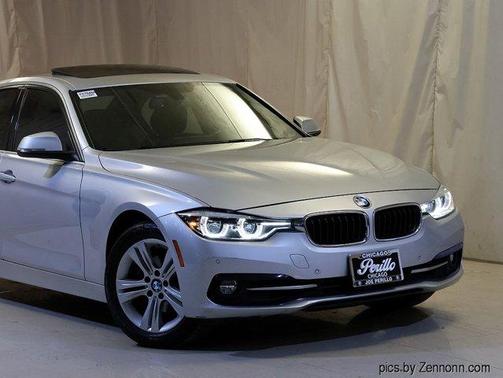 2017 BMW 330 i xDrive