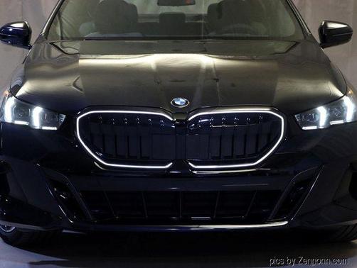 2026 BMW 530 i xDrive