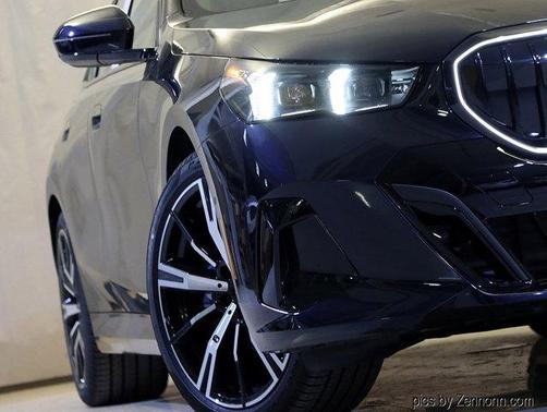 2026 BMW 530 i xDrive