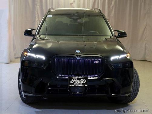 2025 BMW X7 M60i